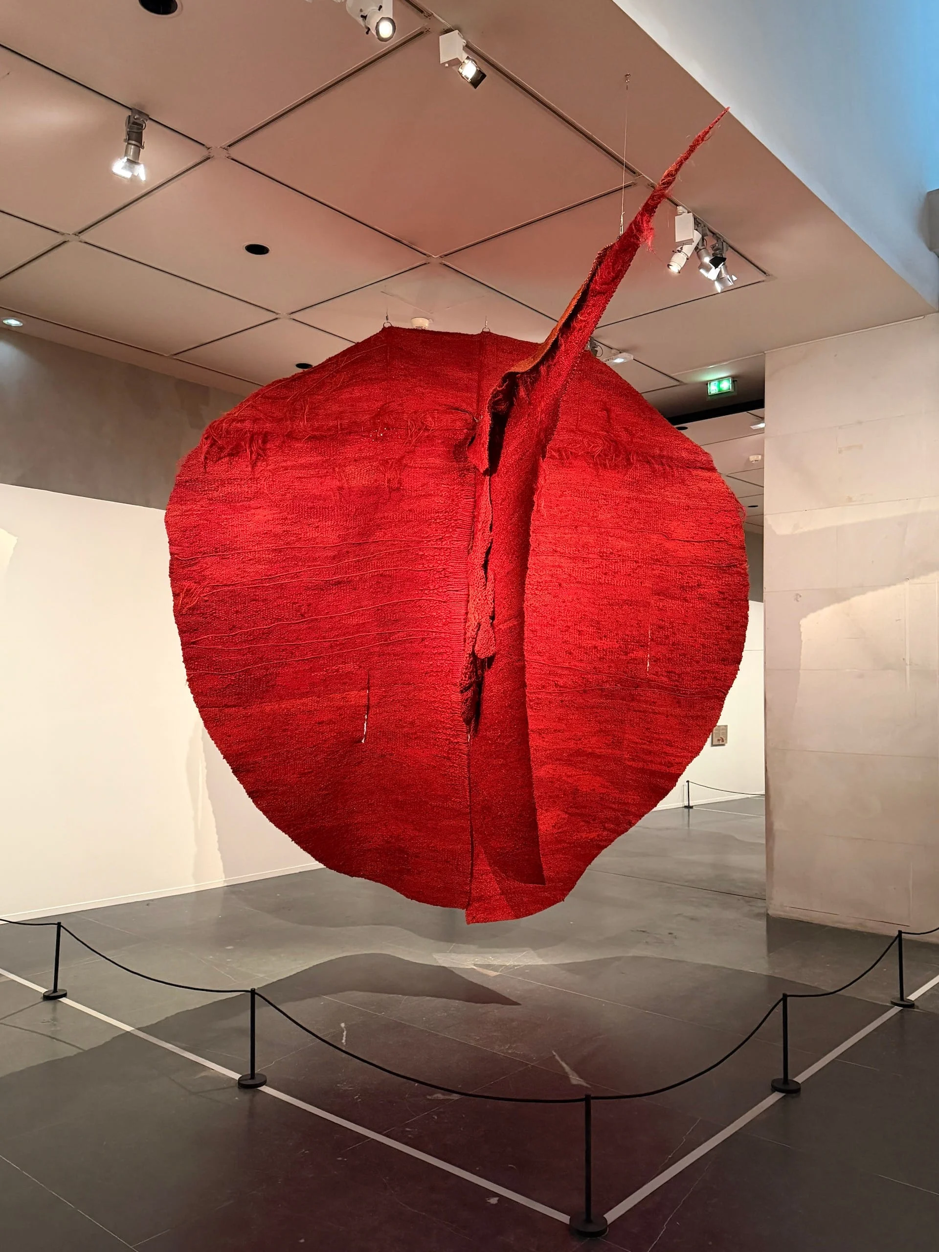 Magdalena Abakanowicz Sculpted the Collective Body